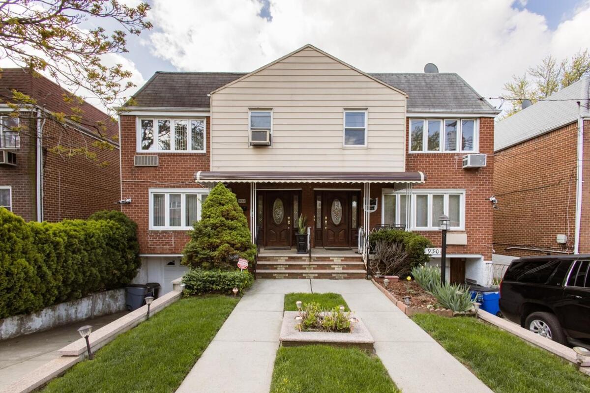 Spacious Comfy Room In Cozy Classy Duplex New York City Exterior photo